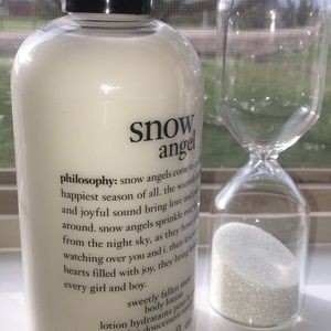 𝐩𝐡𝐢𝐥𝐨𝐬𝐨𝐩𝐡𝐲 body lotion : Snow Angle